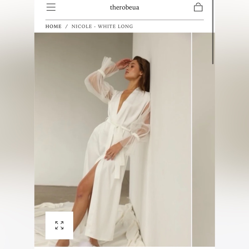 therobeua Nicole - white long bridal getting ready satin / silk robe
